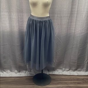 New with out Tags tulle midi skirt